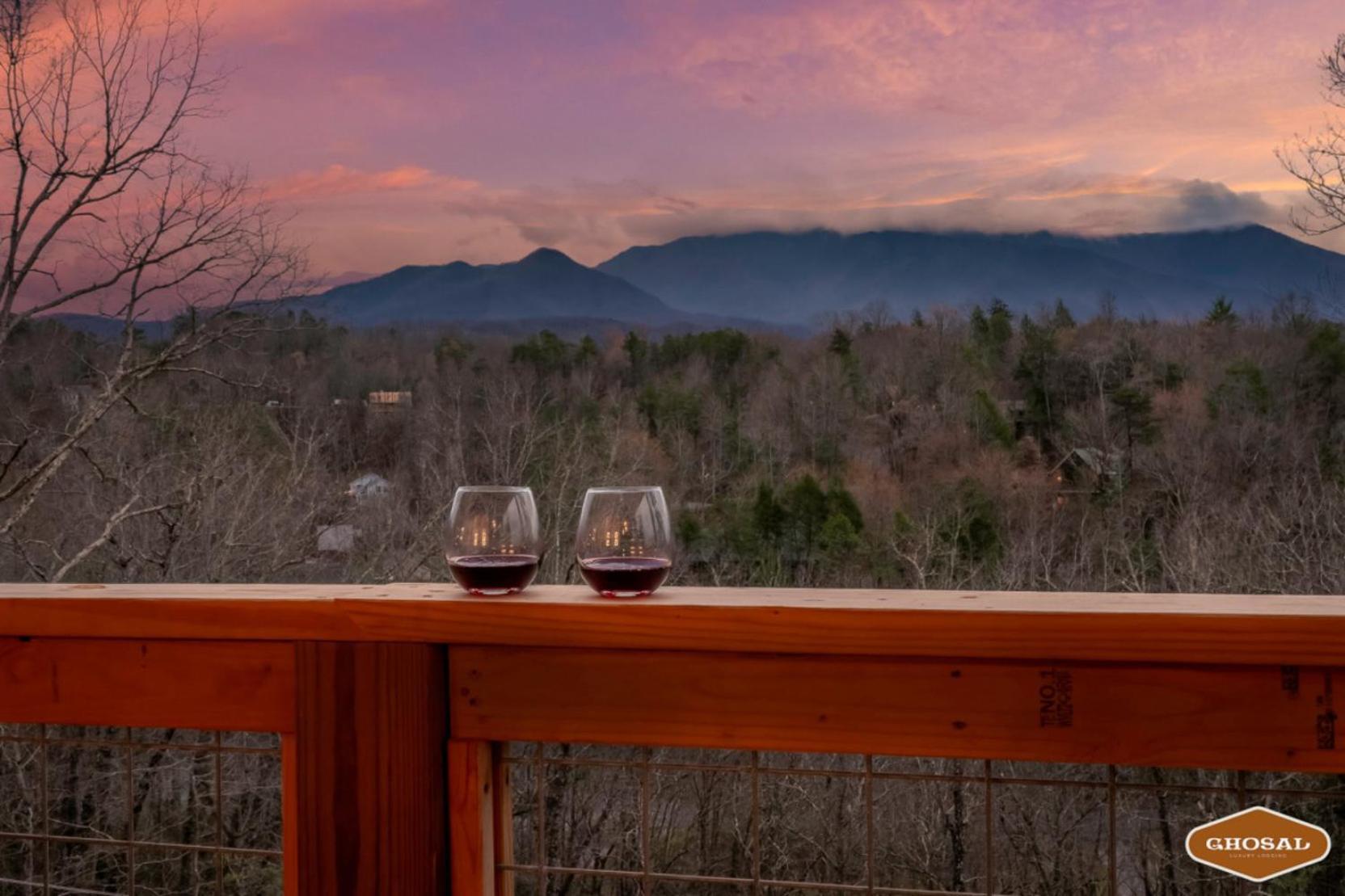 Tranquil Mountain Getaway By Ghosal Luxury Lodging Gatlinburg Exterior foto